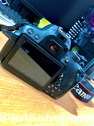 canon 700D used shutter count almost 1000